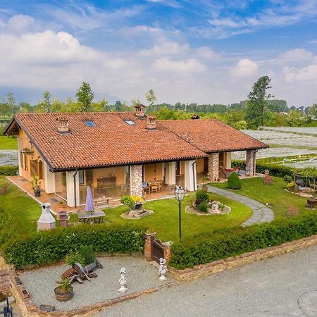 Agriturismo Il Nido Di Bacco Villa Saluzzo Eksteriør billede