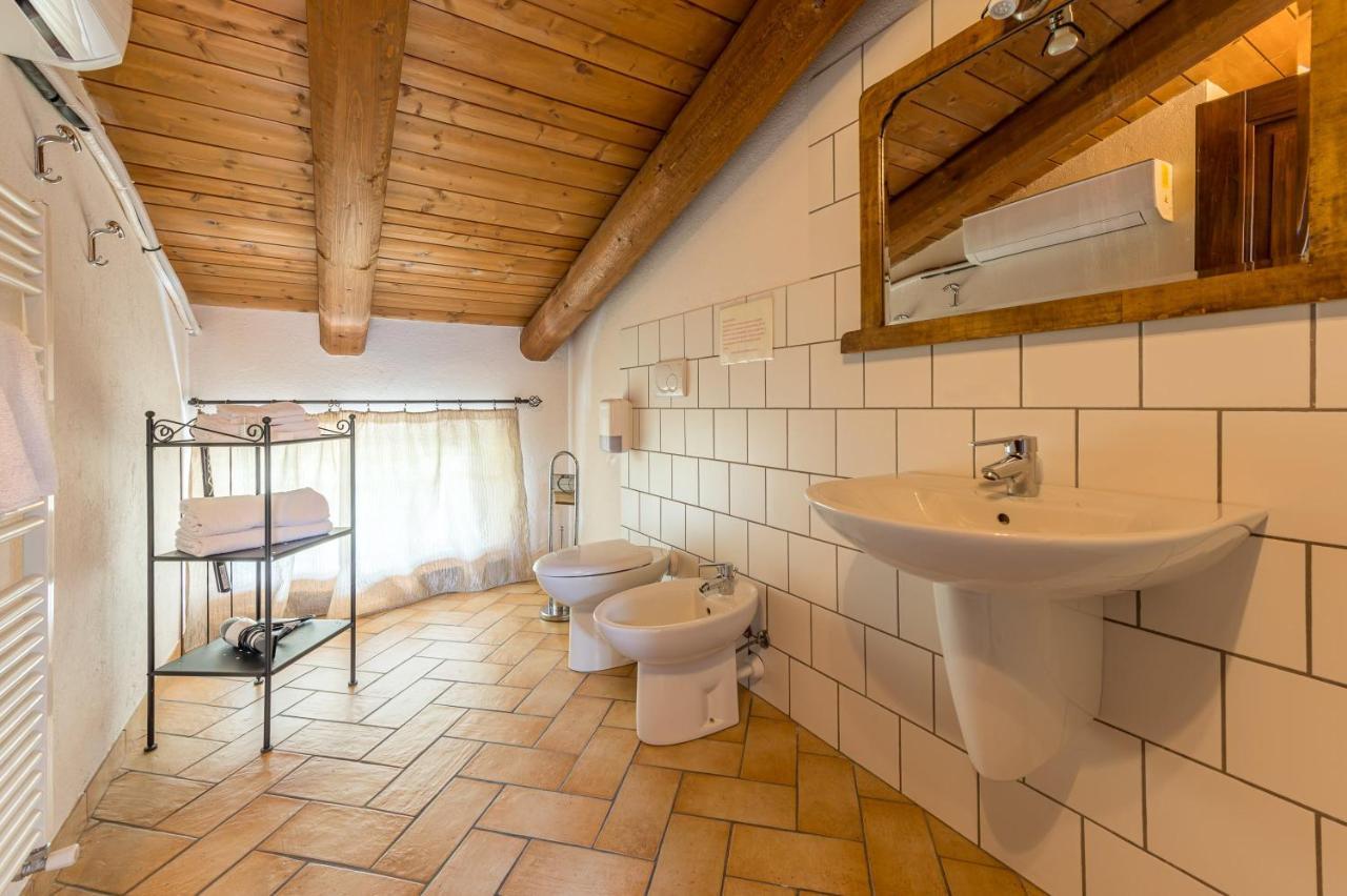 Agriturismo Il Nido Di Bacco Villa Saluzzo Eksteriør billede